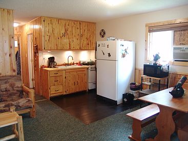 5th image of 20825 Lakewood Dr