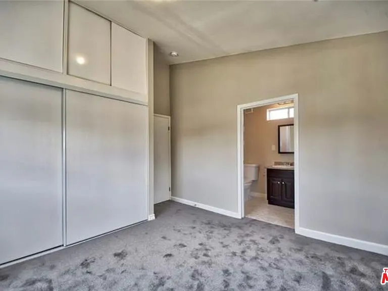 1529 Tremont St #1/2 — Photo 9