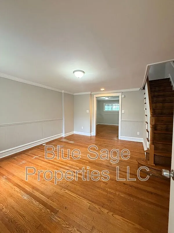 3 bed, 1.5 bath, 1064 sqft, $1,495 — Photo 3