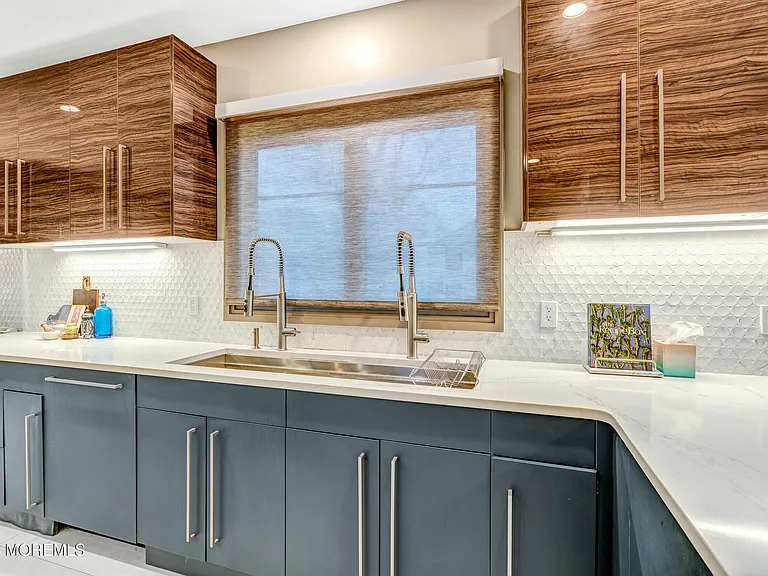 450 Wells Ave — Photo 17