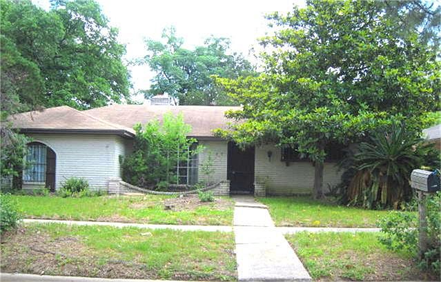 1st image of 14818 McLeod Dr