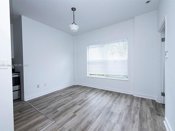5th image of 4035 N Meridian Ave APT 203