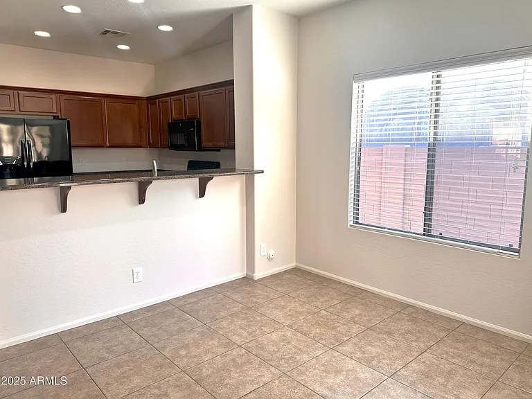 4230 E Linda Ln — Photo 12
