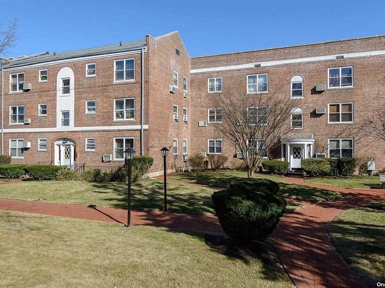 221 Middle Neck Rd Great Neck, NY, 11021 Apartments for Rent Zillow