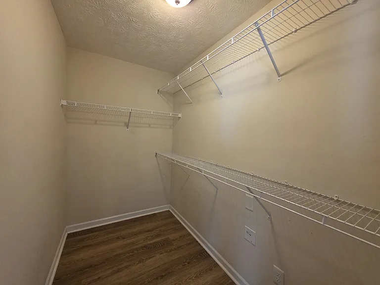 4608 Crystobal Rd — Photo 11