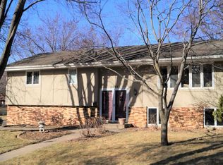 4601 Nevada Ave N, New Hope, MN 55428