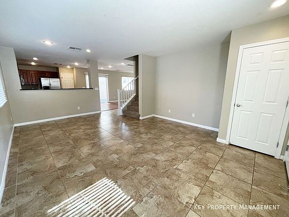 3rd image of 1176 Claire Rose Ave