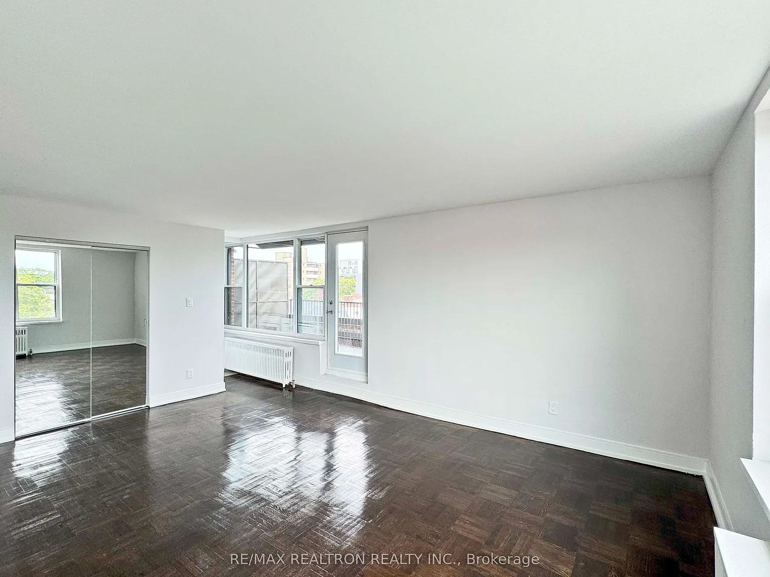 Studio, $2,050 — Photo 4