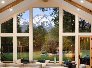 1395 Northridge Dr, Mount Shasta, CA 96067