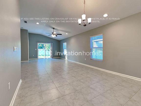 3rd image of 565 Meadow Ridge Dr