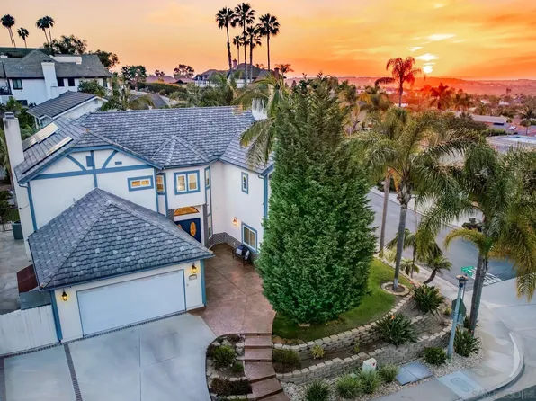 6823 Corintia St, Carlsbad, CA 92009