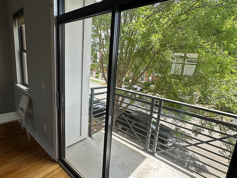 946 E 8th St #946 — Photo 18