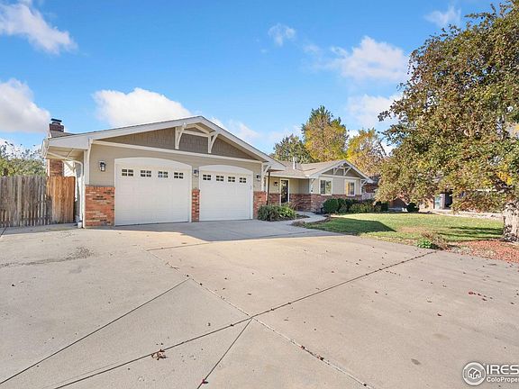 3rd image of 305 Park Place Dr