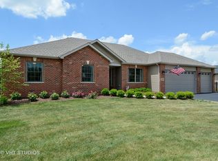 1571 Cornerstone Dr, Yorkville, IL 60560