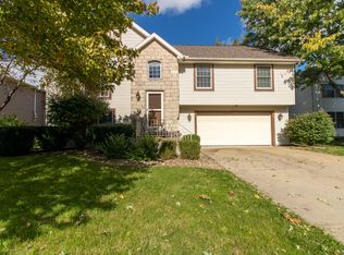 1504 Courtland Ave, Normal, IL 61761