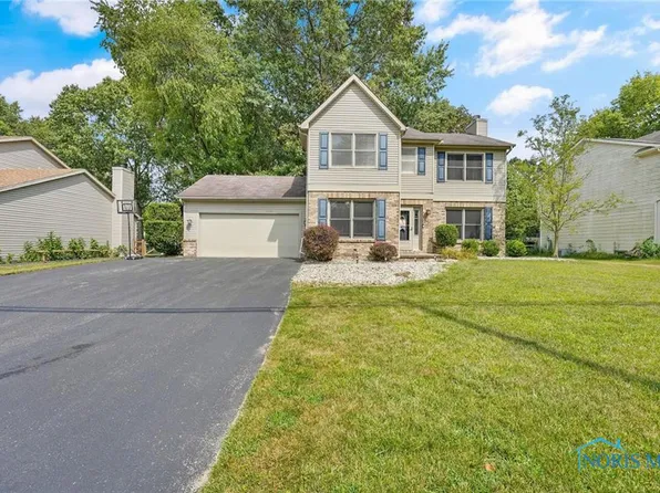 55 Clark St, Holland, OH 43528