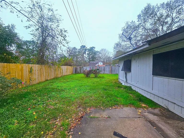 6402 Barrygate Dr — Photo 18