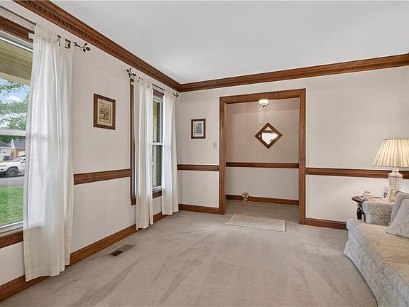 5th image of 1213 Lakeford Pl