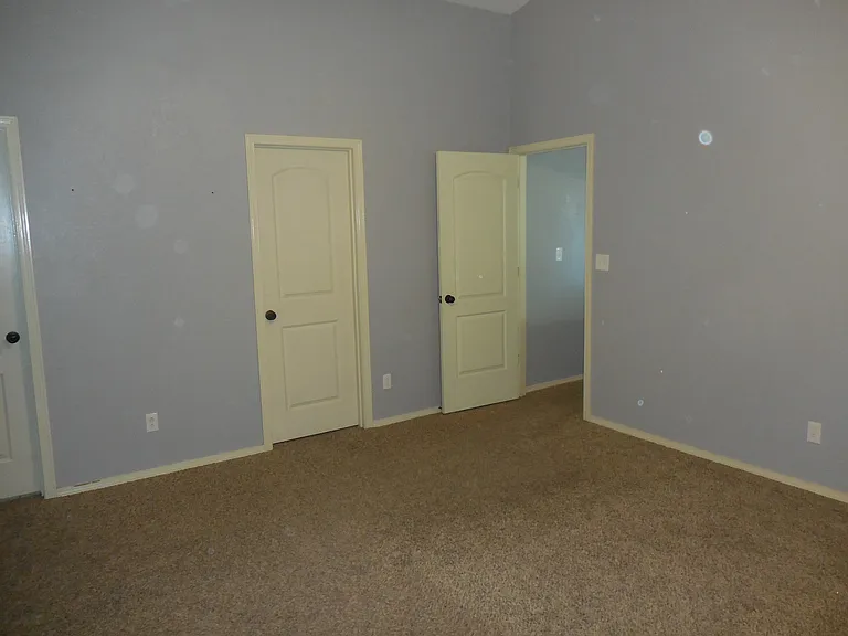 7045 Eagle Nest Ct — Photo 13