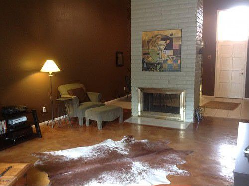 5th image of 1336 E Maryland Ave