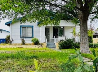 1324 Belle Ter, Bakersfield, CA 93304