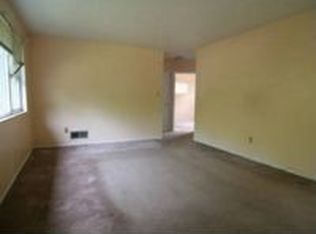 13300 Dauphine St, Silver Spring, MD 20906