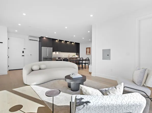 391 1st St #2-B, Jersey City, NJ 07302