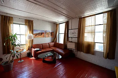 Rented by Level Group