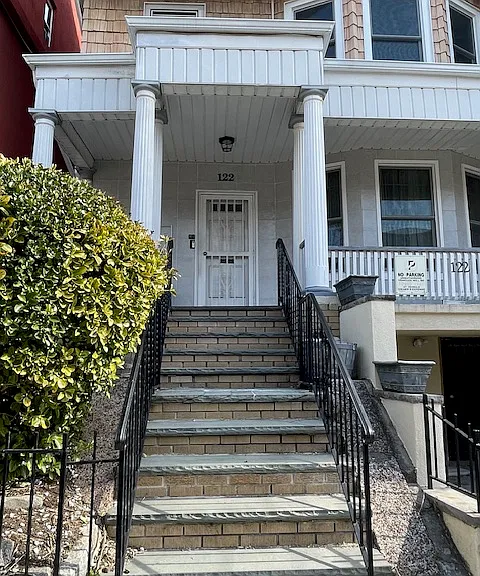122 Jewett Ave #3 — Photo 5