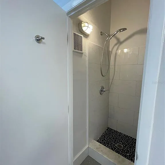 2305 W Texas Ave #5 — Photo 16