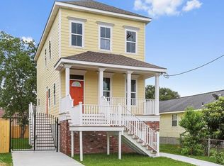 5735 Baccich St, New Orleans, LA 70122