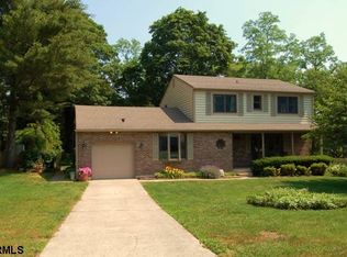 104 Birch Cir, Absecon, NJ 08201