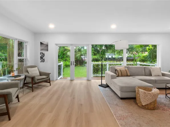 10634 NE 10th Pl, Miami Shores, FL 33138