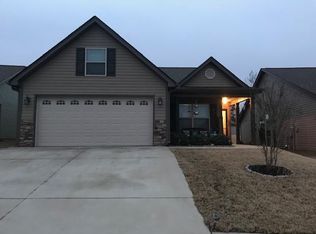 761 Bankston Dr, Boiling Springs, SC 29316