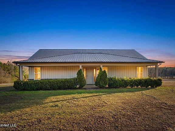 2nd image of 14999 Fairview Rd