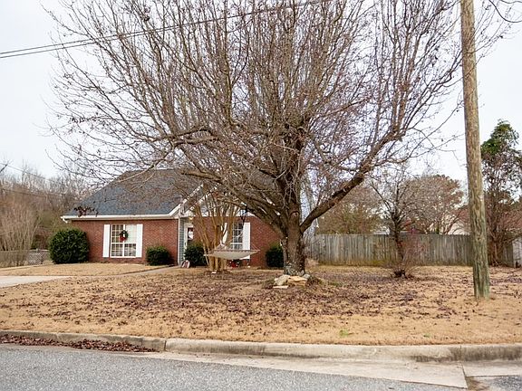 3rd image of 6083 Creekside Dr