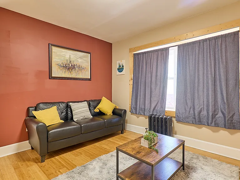 198 Court St #7 — Photo 1