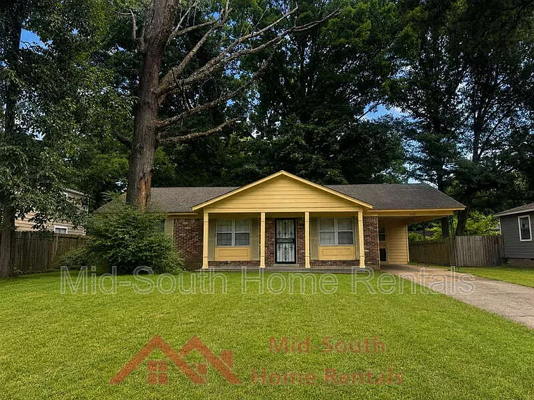 1521 Abernathy Ave — Photo 1