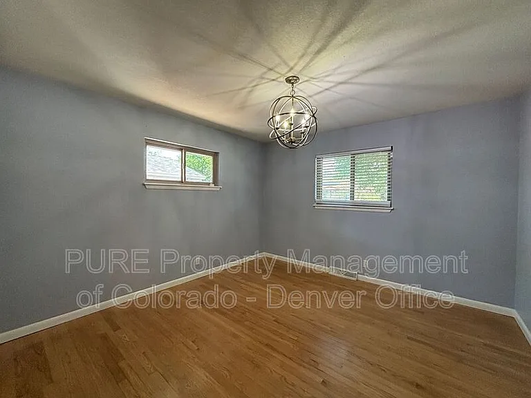2255 S Clermont St — Photo 12