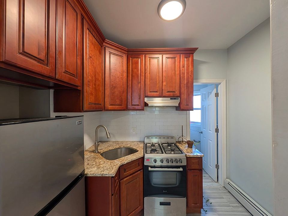 1st image of 165 Hopkins Ave APT 12