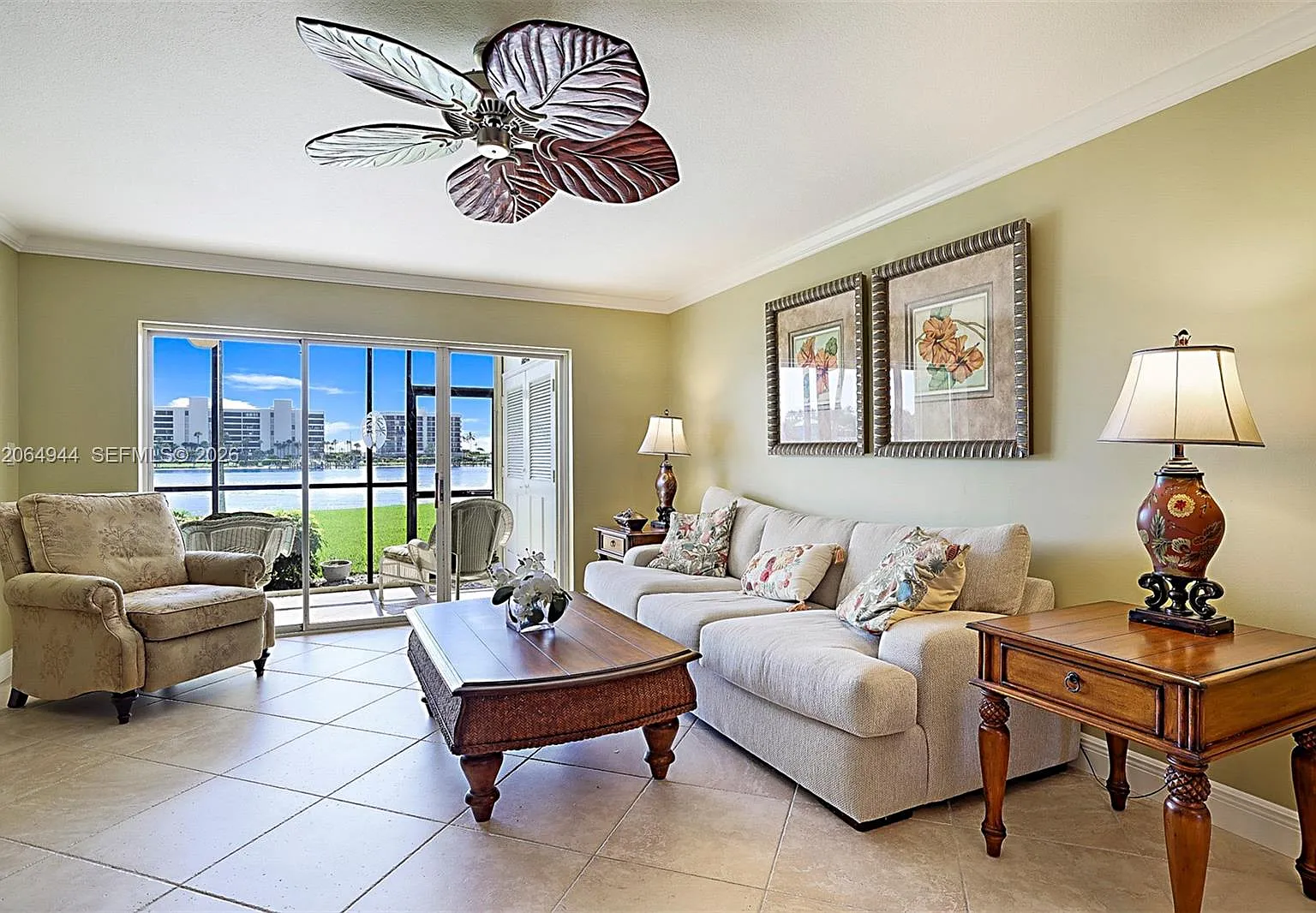Broadview Condo — Photo 4