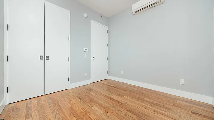 Rented by Nooklyn NYC LLC | media 20