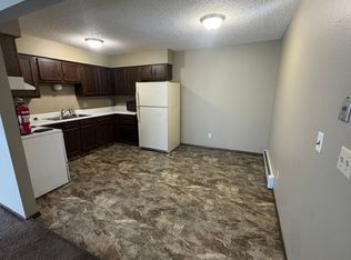 1011 S 3rd St APT 10, Bismarck, ND 58504