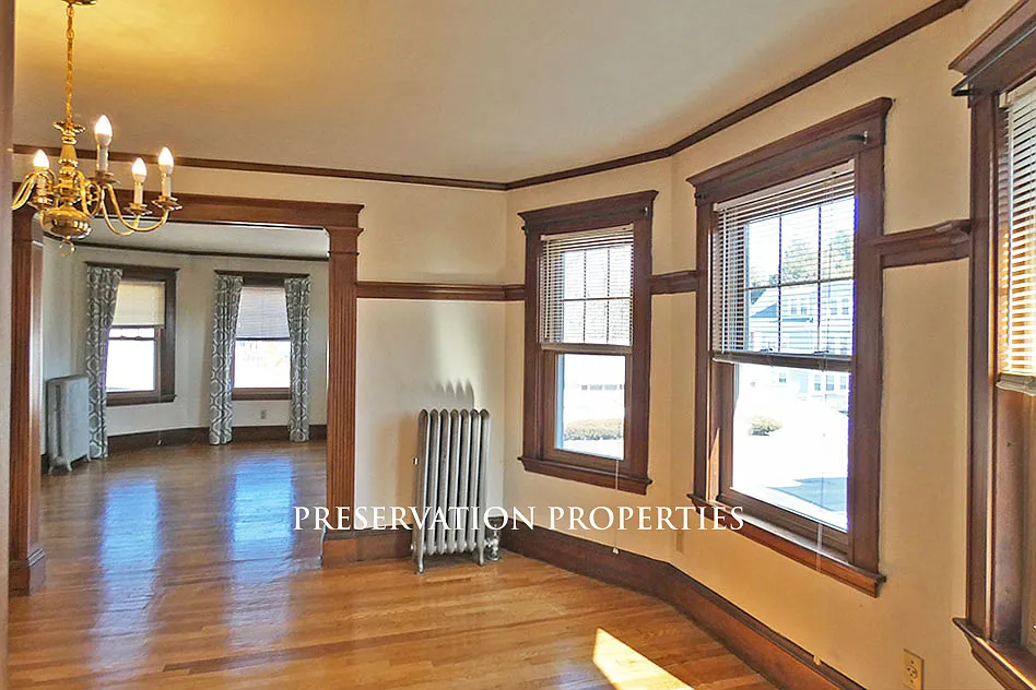 2 bed, 950 sqft, $2,650 — Photo 2