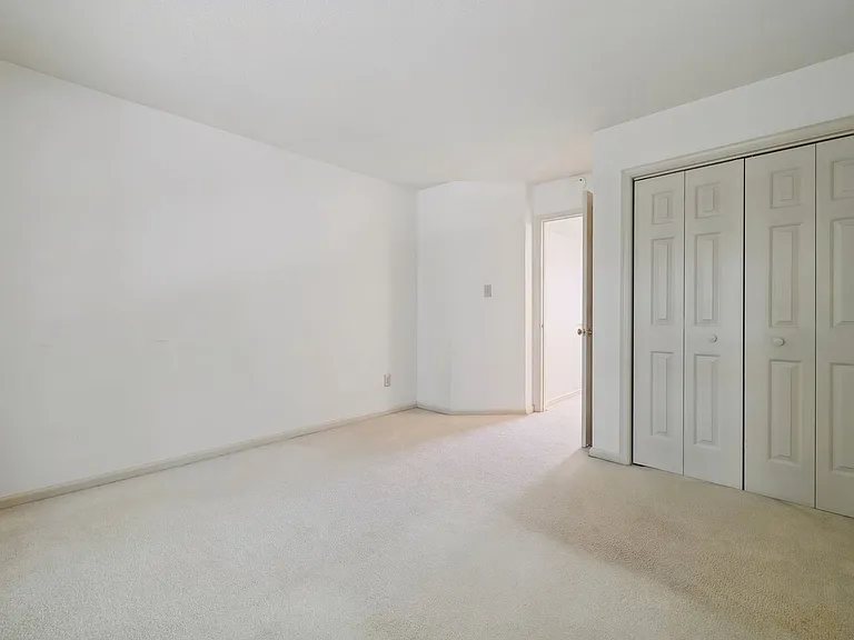 109 Larkspur Holw — Photo 27