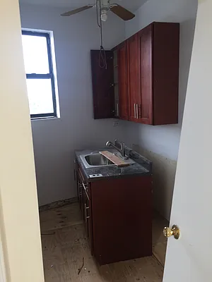 Rented by Robert L Rimberg, LREB | media 35