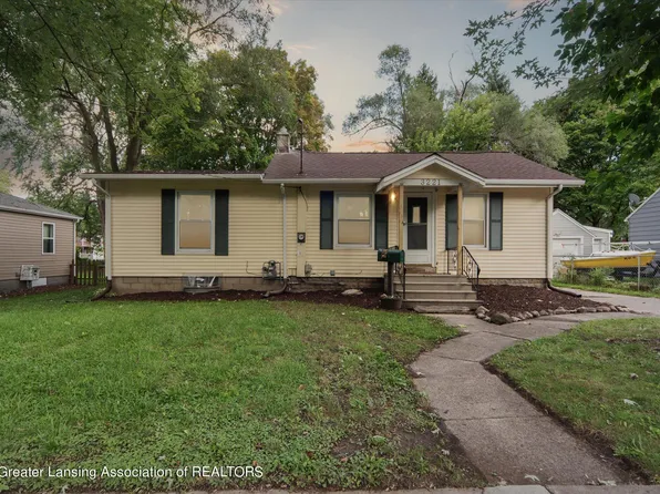 3221 Tenny St, Lansing, MI 48910