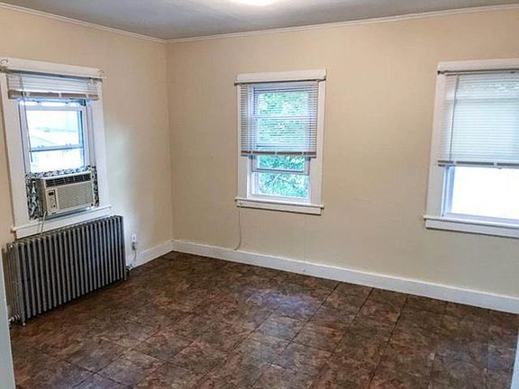 3rd image of 67 Marble Ave