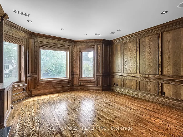 70 Forest Hill Rd — Photo 22