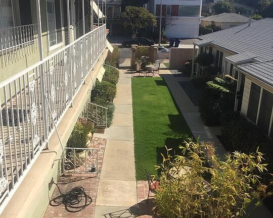 5th image of 1721 Armacost Ave #3
